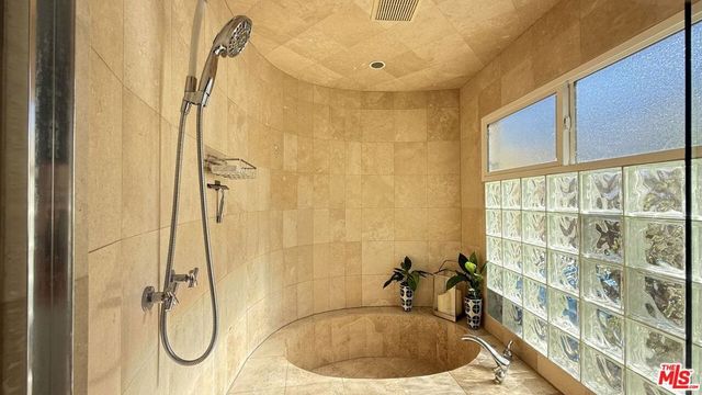 2430 30th Street, Santa Monica, CA 90405