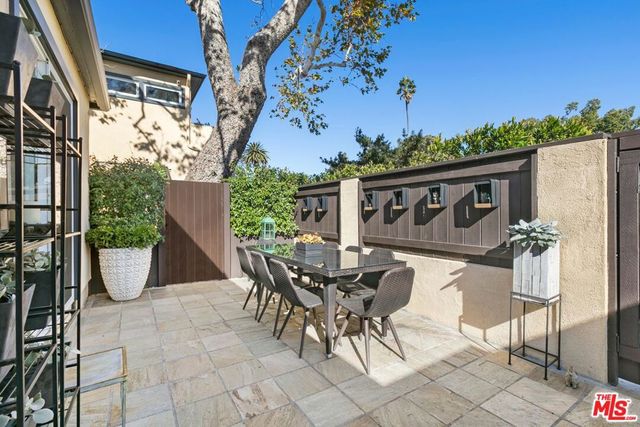 2430 30th Street, Santa Monica, CA 90405