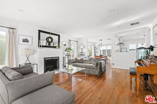 2430 30th Street, Santa Monica, CA 90405
