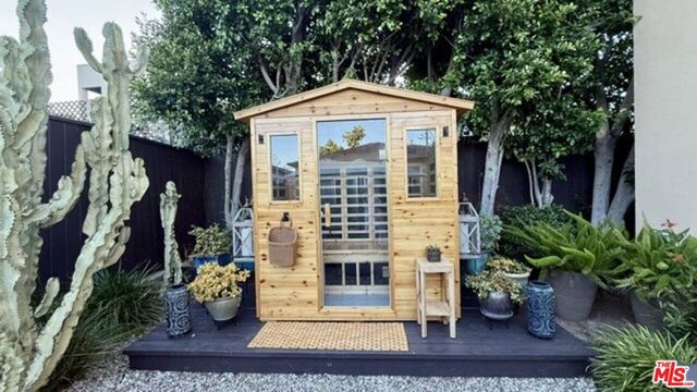 2430 30th Street, Santa Monica, CA 90405