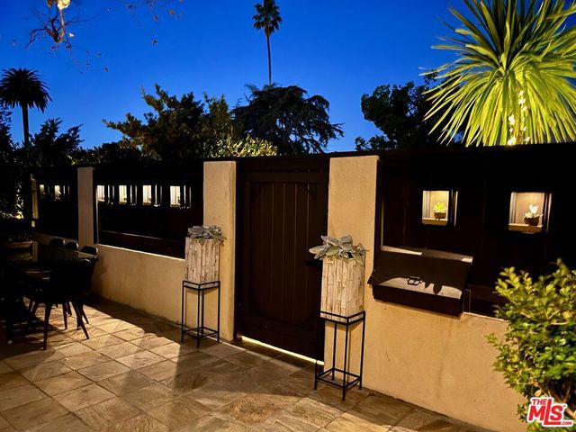 2430 30th Street, Santa Monica, CA 90405