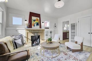 5718 Adeline St, Oakland, CA 94608