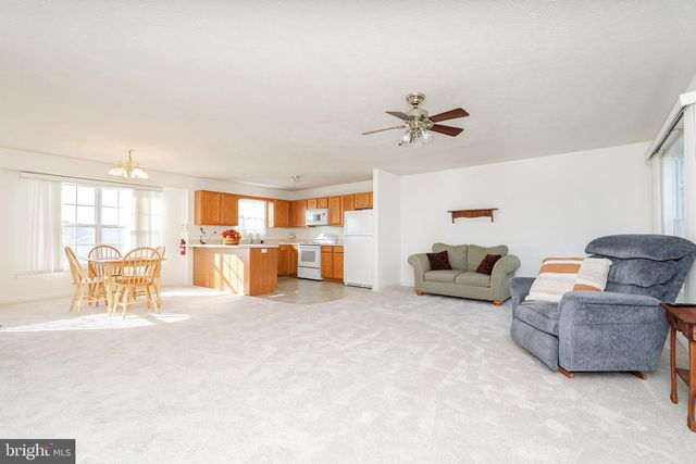386 PACIFIC BLVD, Hedgesville, WV 25427