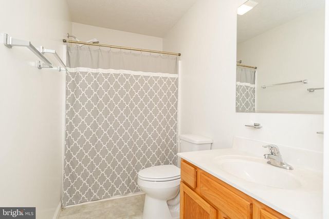 386 PACIFIC BLVD, Hedgesville, WV 25427