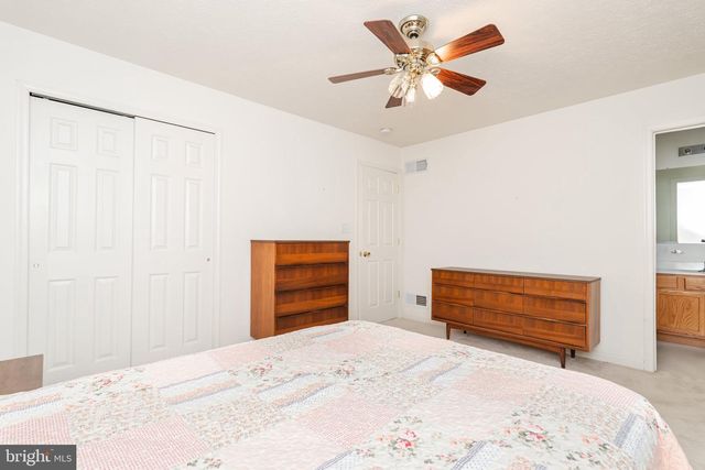 386 PACIFIC BLVD, Hedgesville, WV 25427