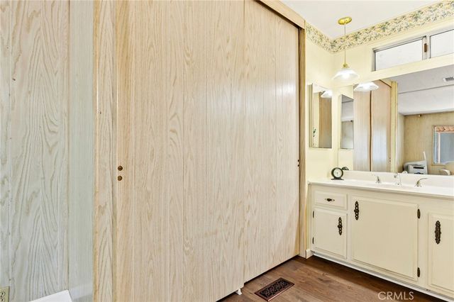 1701 S Thornburg Street 122, Santa Maria, CA 93458