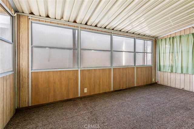 1701 S Thornburg Street 122, Santa Maria, CA 93458