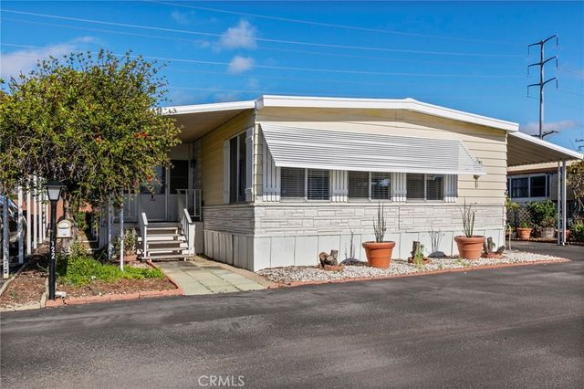 1701 S Thornburg Street 122, Santa Maria, CA 93458