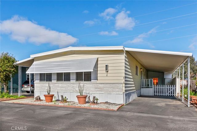 1701 S Thornburg Street 122, Santa Maria, CA 93458