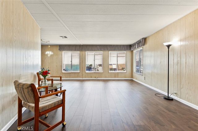 1701 S Thornburg Street 122, Santa Maria, CA 93458
