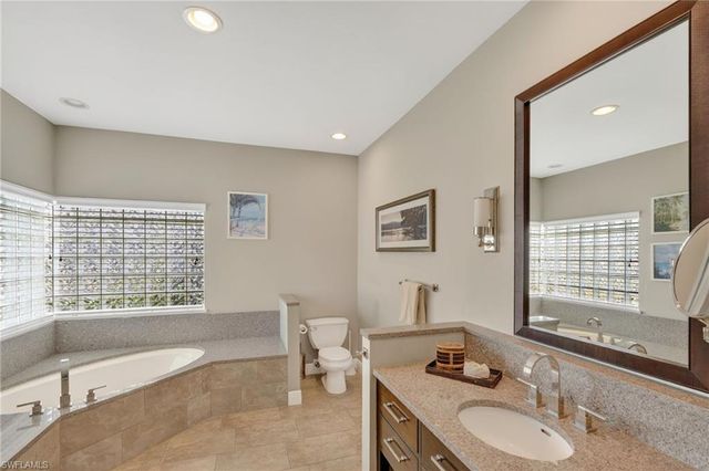 400 Waterleaf CT, Marco Island, FL 34145