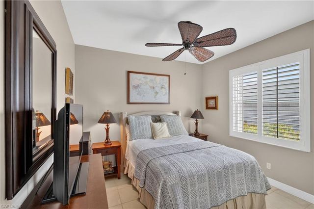 400 Waterleaf CT, Marco Island, FL 34145
