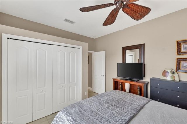 400 Waterleaf CT, Marco Island, FL 34145