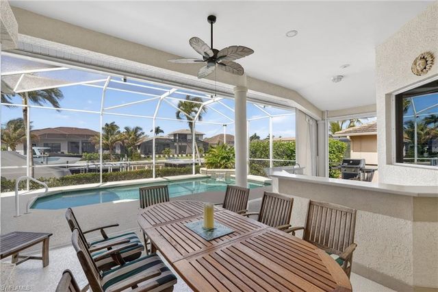 400 Waterleaf CT, Marco Island, FL 34145