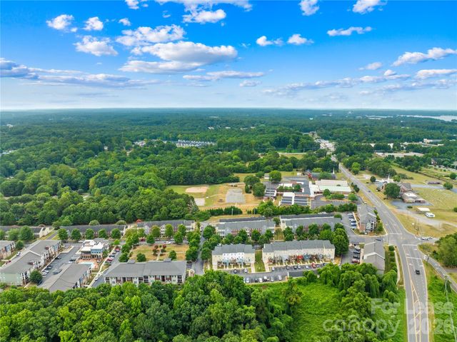 113 Steam Engine Drive 108, Mooresville, NC 28115