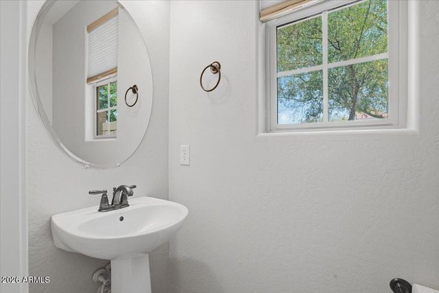 10265 E SABLE Avenue, Mesa, AZ 85212