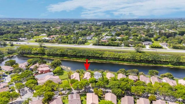 4421 Dogwood Cir, Weston, FL 33331
