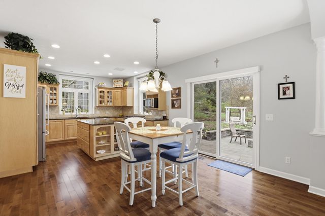 5859 Dix Drive NE, Belmont, MI 49306