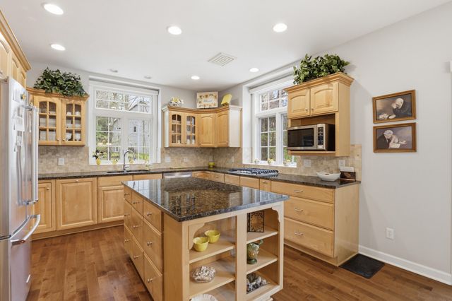 5859 Dix Drive NE, Belmont, MI 49306