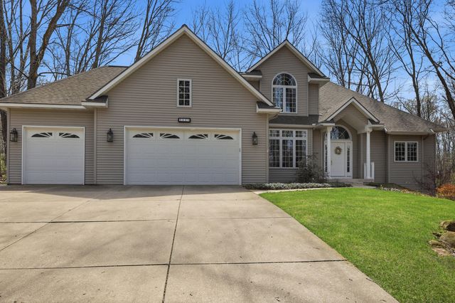 5859 Dix Drive NE, Belmont, MI 49306