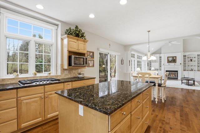 5859 Dix Drive NE, Belmont, MI 49306