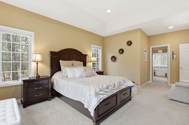 5859 Dix Drive NE, Belmont, MI 49306