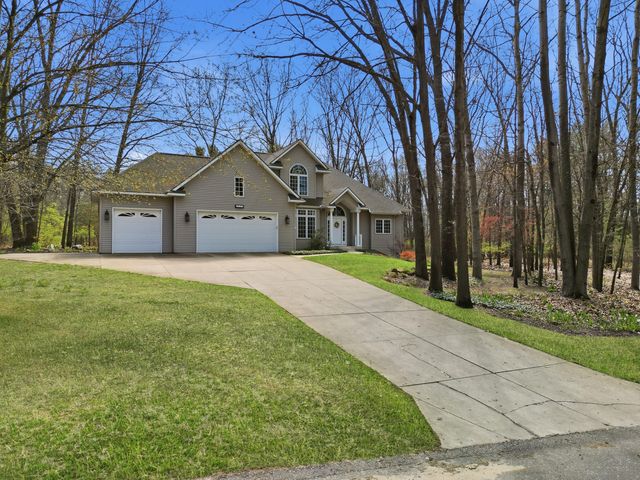 5859 Dix Drive NE, Belmont, MI 49306