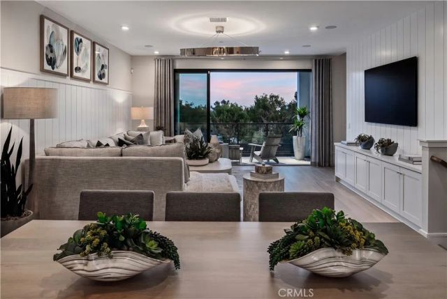 117 Sawtelle, Irvine, CA 92618