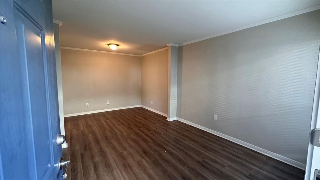 2825 Bellefontaine Street 142A, Houston, TX 77025