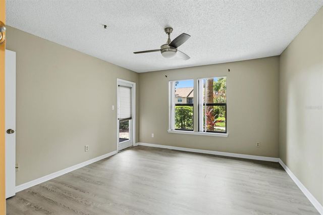 4057 CROCKERS LAKE BOULEVARD 16, Sarasota, FL 34238