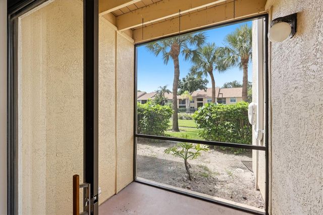 4057 CROCKERS LAKE BOULEVARD 16, Sarasota, FL 34238