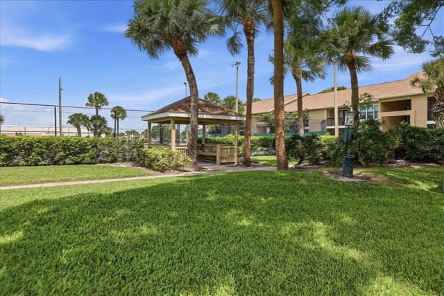 4057 CROCKERS LAKE BOULEVARD 16, Sarasota, FL 34238
