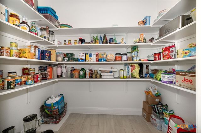 405 Kitty Hawk Road, Georgetown, TX 78633