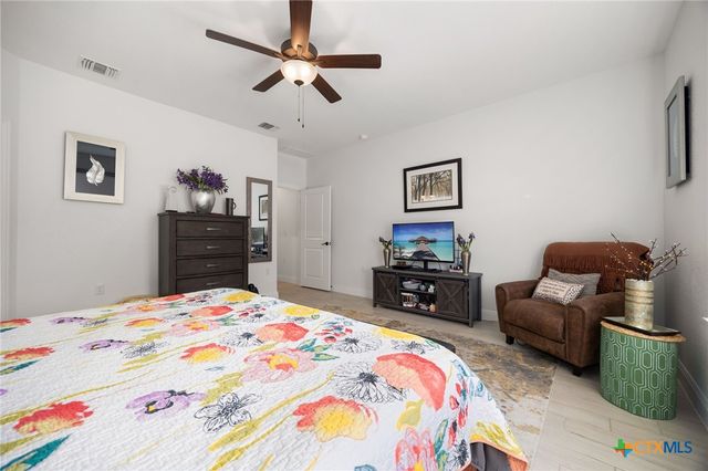 405 Kitty Hawk Road, Georgetown, TX 78633