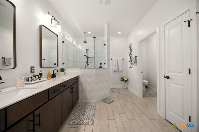 405 Kitty Hawk Road, Georgetown, TX 78633