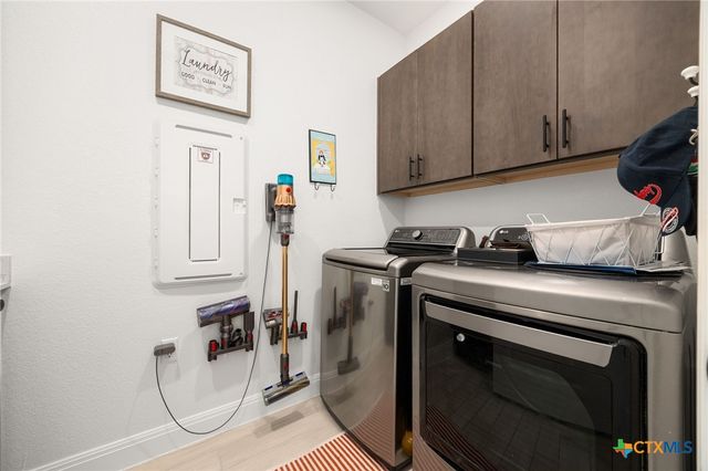 405 Kitty Hawk Road, Georgetown, TX 78633
