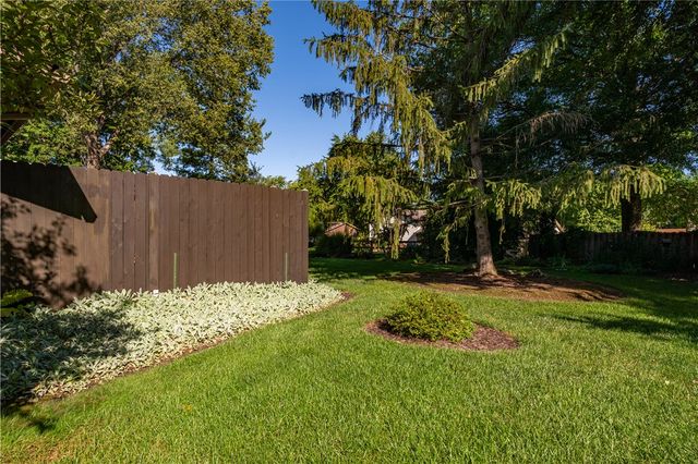 8972 Deep Forest Lane, Washington Twp, OH 45458