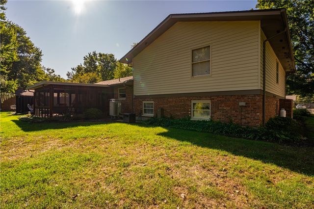 8972 Deep Forest Lane, Washington Twp, OH 45458
