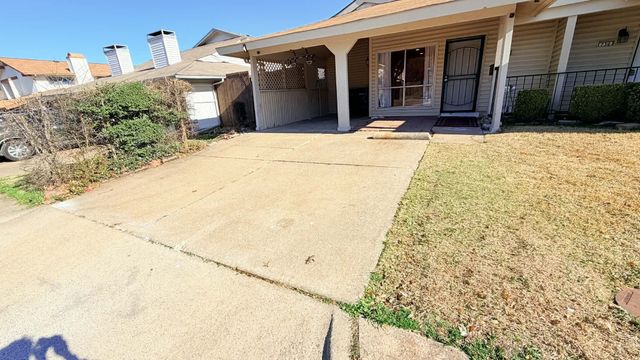 732 Valiant Circle, Garland, TX 75043