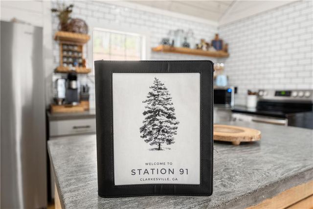 121 Waterfalls Way, Clarkesville, GA 30523