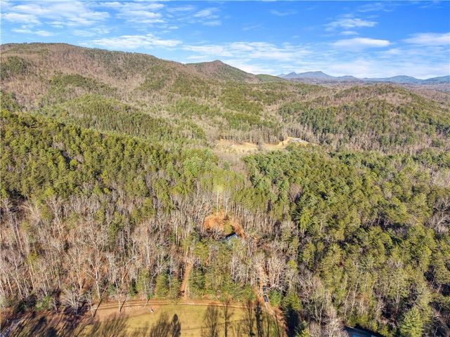 121 Waterfalls Way, Clarkesville, GA 30523