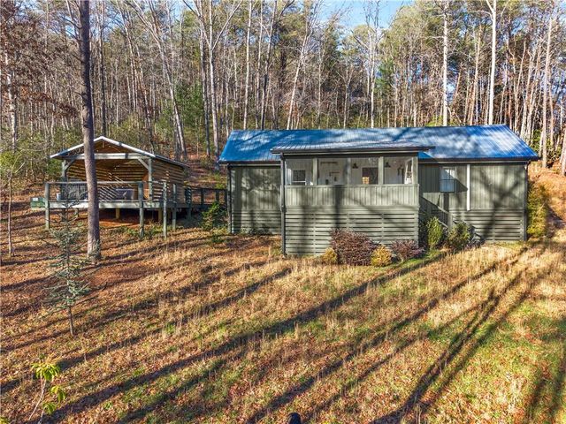 121 Waterfalls Way, Clarkesville, GA 30523