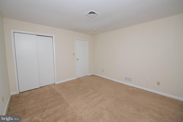 38 LINDEN AVE, Newtown, PA 18940