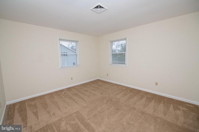 38 LINDEN AVE, Newtown, PA 18940