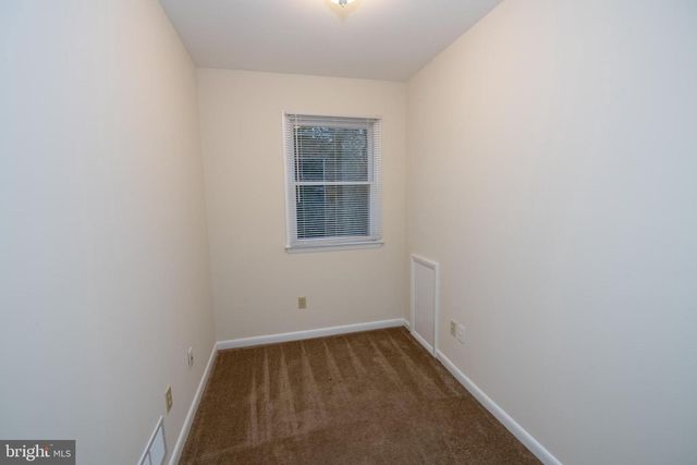 38 LINDEN AVE, Newtown, PA 18940