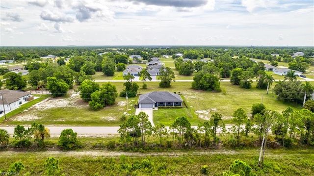 4725 Old Burnt Store RD N, Cape Coral, FL 33993