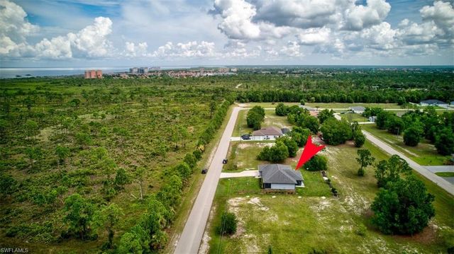 4725 Old Burnt Store RD N, Cape Coral, FL 33993