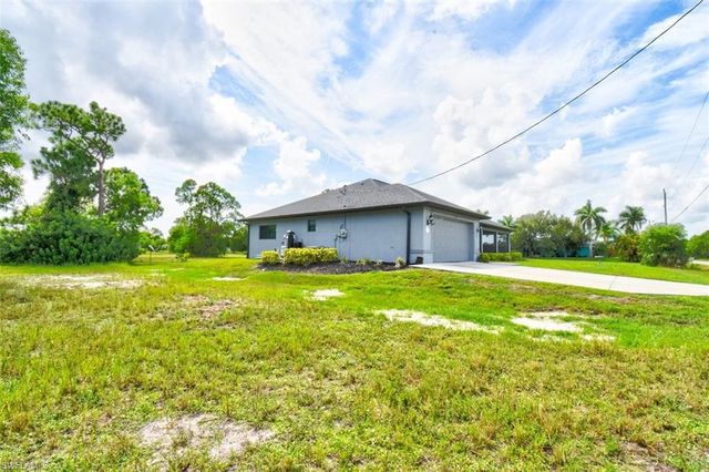 4725 Old Burnt Store RD N, Cape Coral, FL 33993