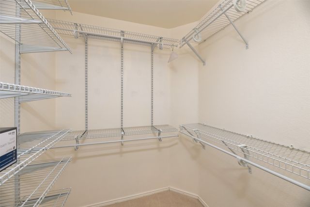 934 Plumeria Drive, Arlington, TX 76002