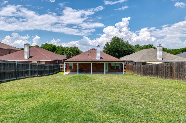 934 Plumeria Drive, Arlington, TX 76002